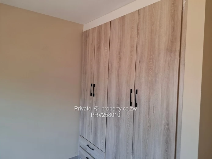 Freshly built cottage in Rockview Park to rent $400 plus deposit