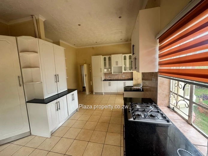 House For Rent in Emerald Hill