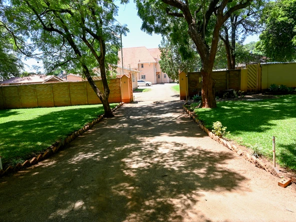Prime Commercial Property Features