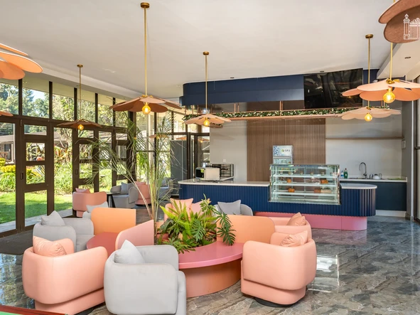 3 Bedroom Flat & Apartment