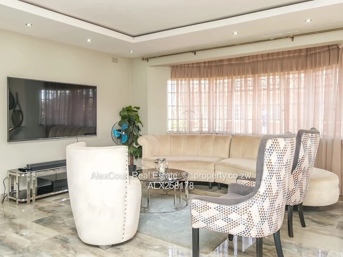 Fully Furnished Apartment In The Avenues!