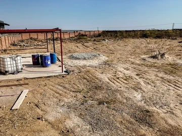 Commercial & Industrial Land