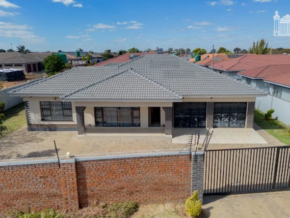 4 Bedroom House