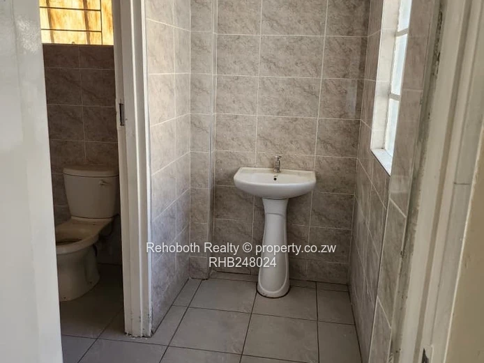 2-Bedroom cottage for Rent-Tiled, borehole water, Quiet living