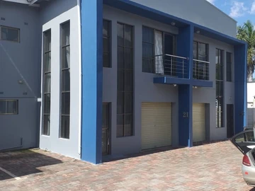 Duplex Apartment  For Sale In Newlands