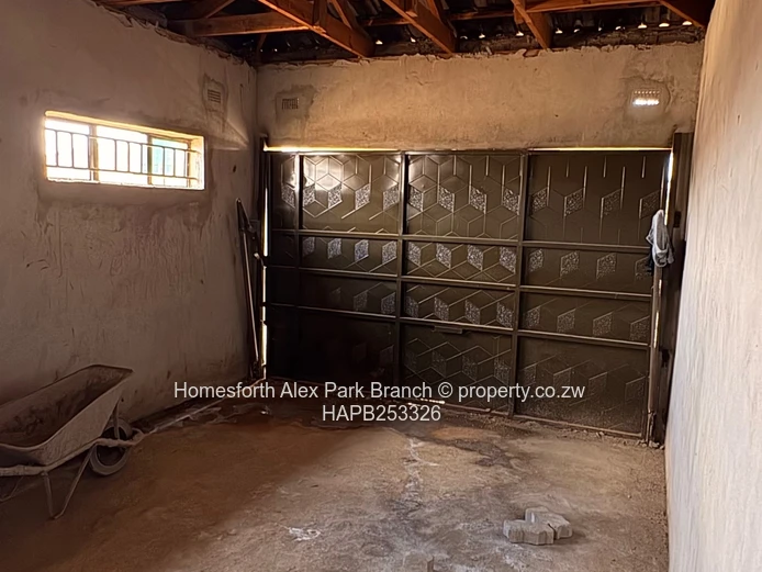 Ruwa Sebastopol Park Incomplete House For Sale