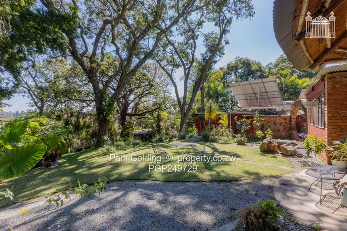 Glen Lorne Family Home Set Amongst Mature Trees and Established Gardens 