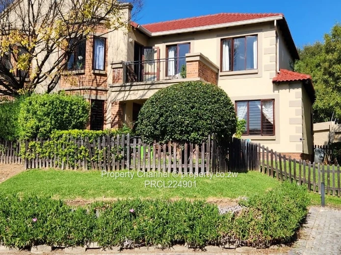 3 Bed apartment in Randpark Ridge, Johannesburg, South Africa