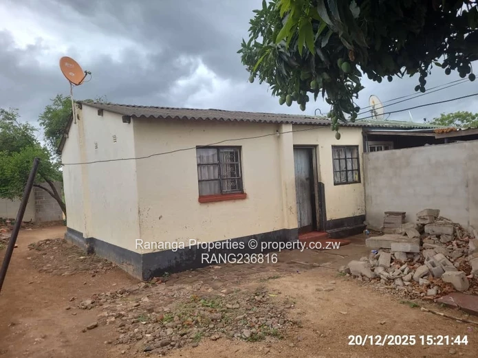 Nguboyenja, Mzilikazi – For Sale ??