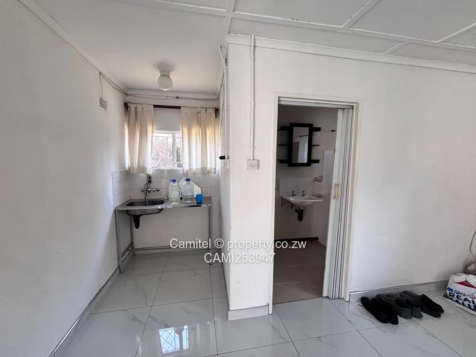 Strathaven 3-Bed Home - Pool, Borehole & Large Garden