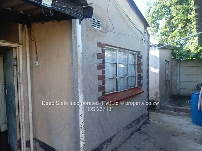 Highfields house for sale (western triangle)