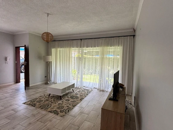 3 Bedroom Flat & Apartment