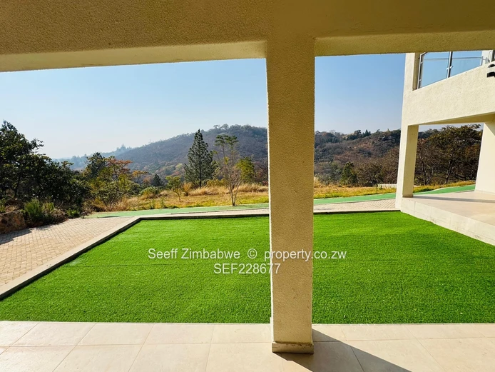 A Serene Luxury Home in Folyjon, Glen Lorne