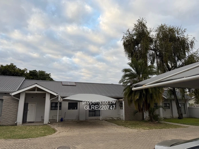 Newlands Fully Furnished To Let