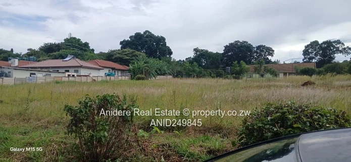 2000m² Stand Quinnington | Harare North, Gravel Road.Subdivision permit, Red soils,  Parent deed. 