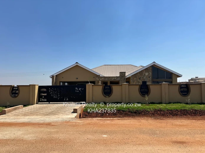 Nyeredzi Ridge Pomona house for rent 