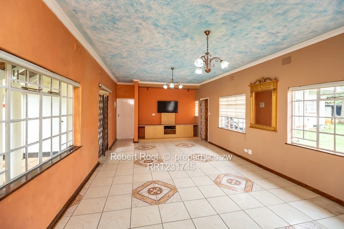 Prime office space along Ascot Road Avondale West!