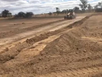 Commercial & Industrial Land