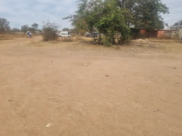 Commercial & Industrial Land