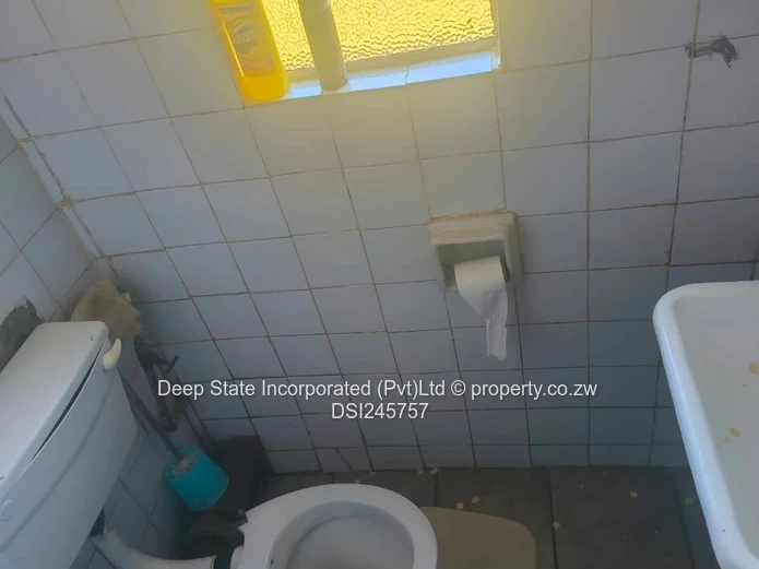 Murehwa center house for sale 