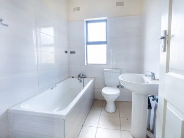 36 Bedroom Garden Flat