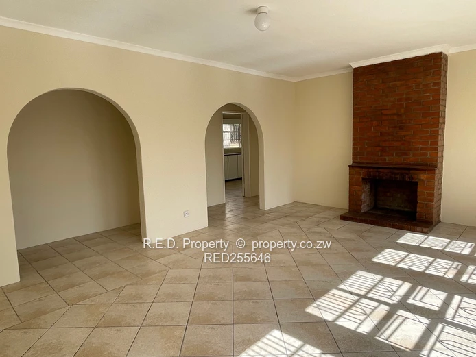 Family Home to Rent in Matsheumhlope