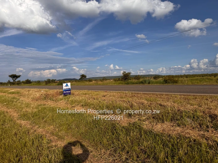 Norton Plot for Sale: Bulawayo Road Frontage (Sole Mandate)