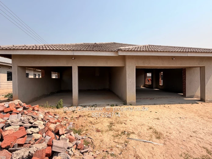 Spacious 4-Bed Unfinished Home on 400m² in Mabvazuva (Sole Mandate)