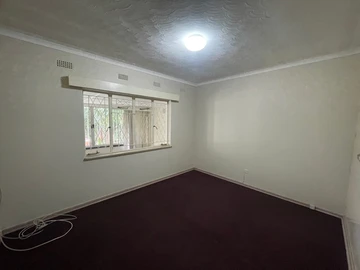 2 Bedroom Garden Flat