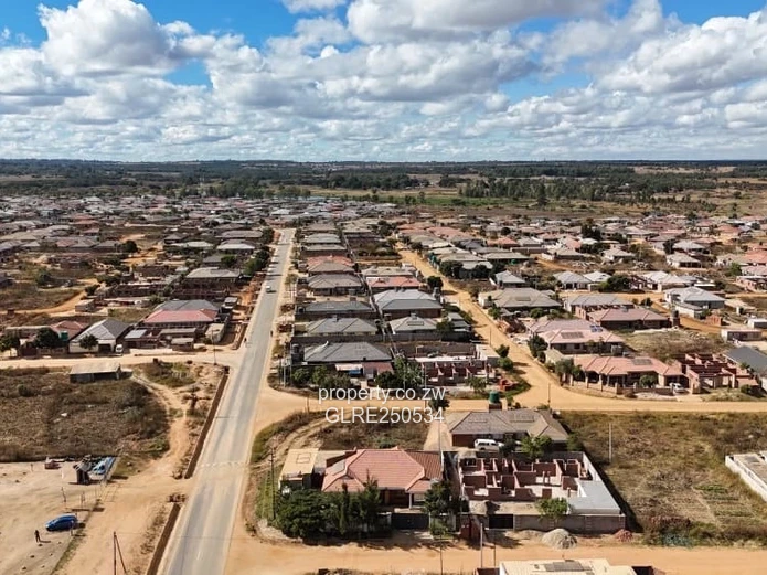 400 m² Stand in Ruwa — Tarred Road & Subdivision Potential