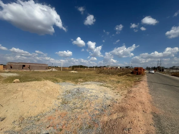 Stands & Residential Land