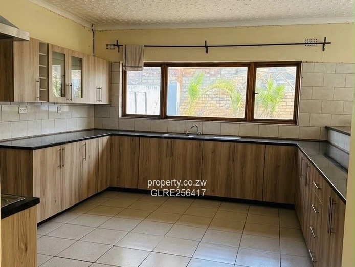 Borrowdale Brooke 3-Bed House — Pool & Borehole