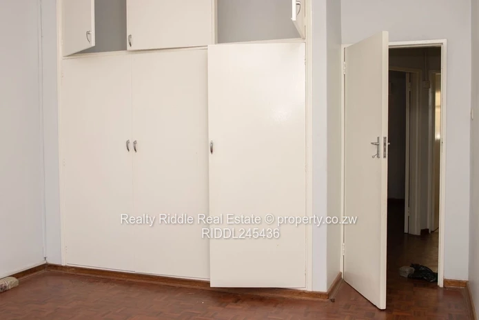 Mutare CBD Hotel & Retail - 2-Storey with Borehole