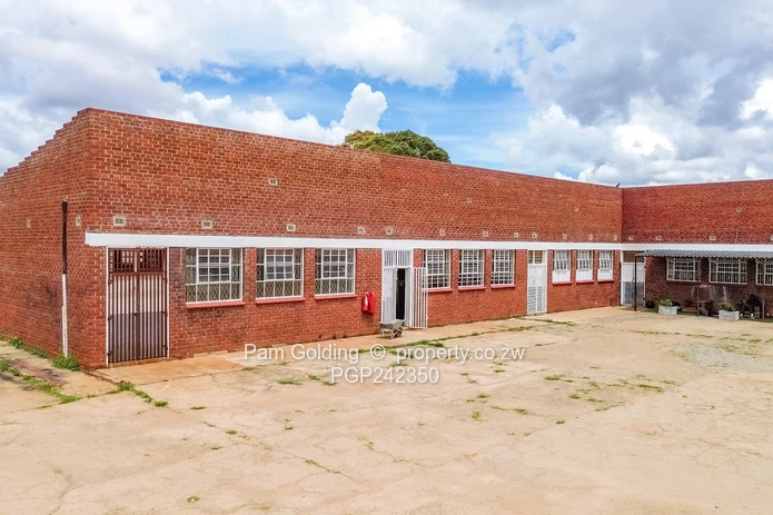 Prime Commercial Space Available for Rent