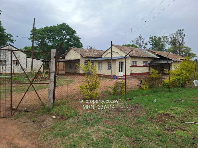 Beatrice Farm for sale