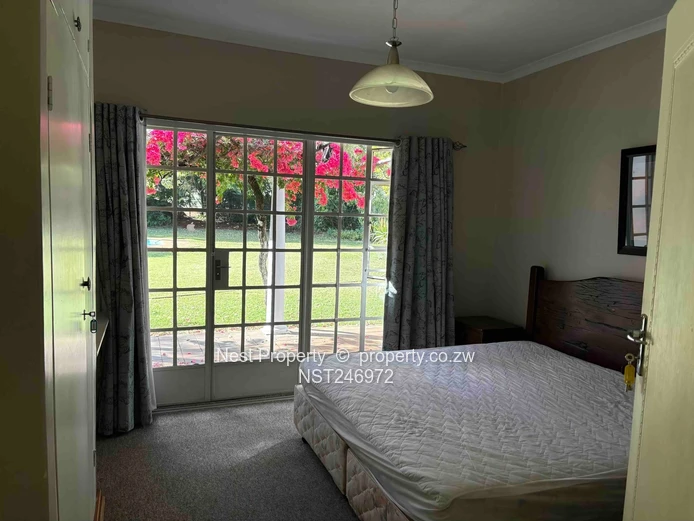 Elegant Family Living In Gunhill