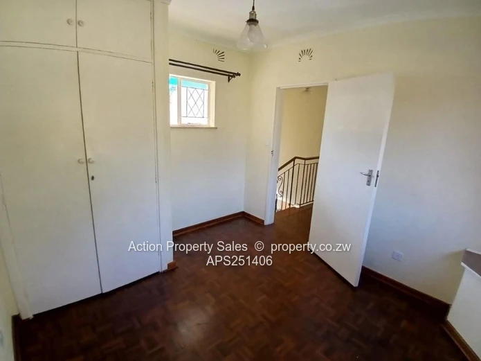 2 Bed Garden Flat On 2nd Street Ext! 