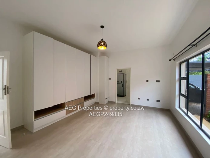4  Bed Townhouse To Rent 