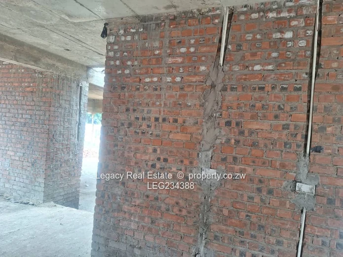 Incomplete 4-Bedroom Villa for Sale in  Carrick Creagh Estate