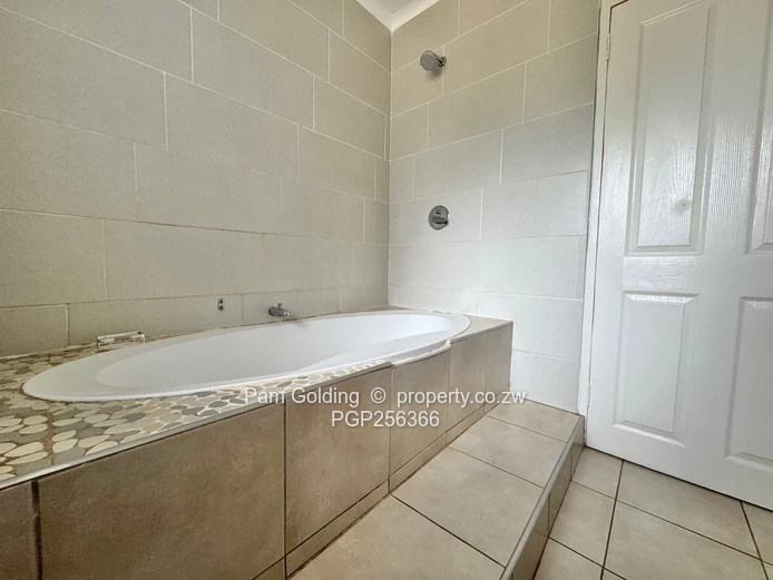 5 Bedroom Home - Quinnington 