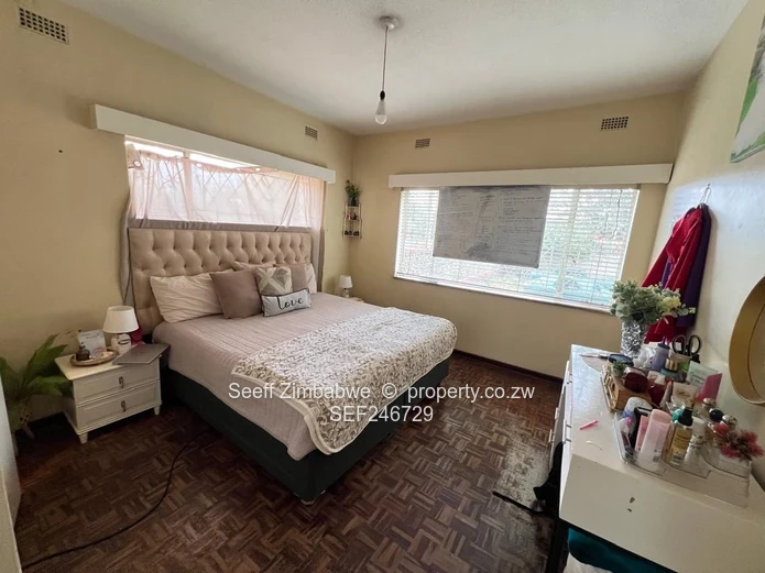 Neat 2-Bedroom Garden Flat 