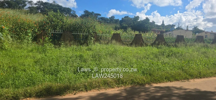 Vacant Land For Sale in Glen Lorne, Mothercare