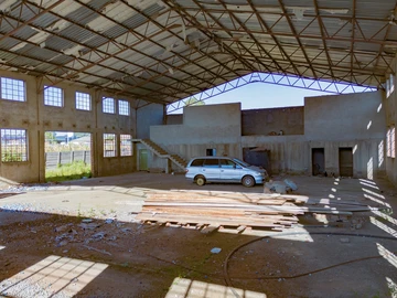 Warehouse & Factory