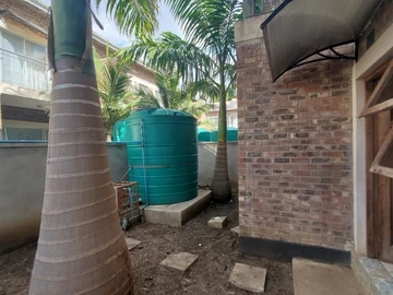 3 Bedroom Flat & Apartment