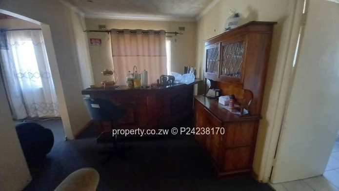 Mainway Meadows $600