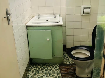 3 Bedroom Garden Flat