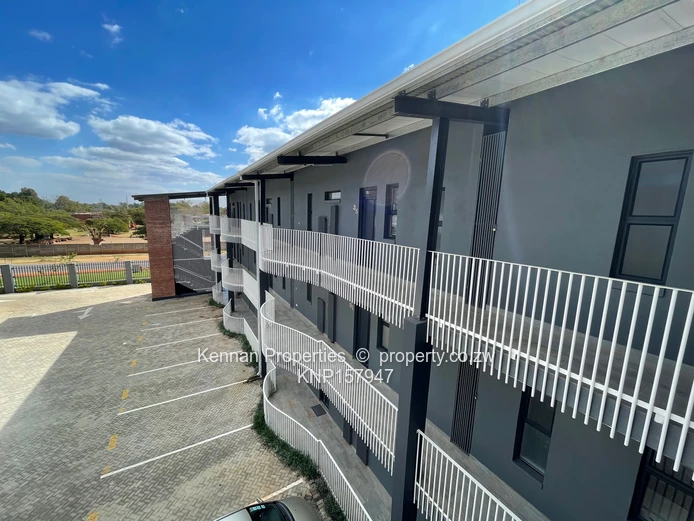 Amazing Location Close To Sam Levys Village