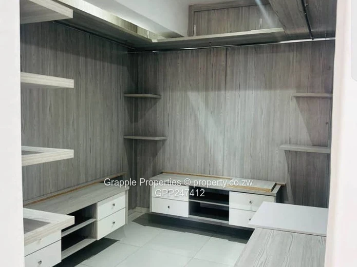 Contemporary 4-Bed Home with Pool & Borehole in Arlington