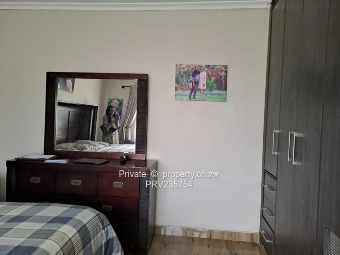 House to let (Sole Mandate)