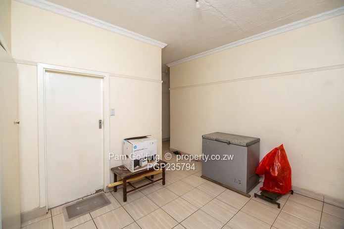 Avondale West | 1,344sqm | Excellent Redevelopment Opportunity (Sole Mandate)